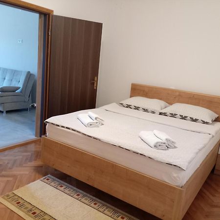 Apartmani Suzana Crikvenica Exteriör bild