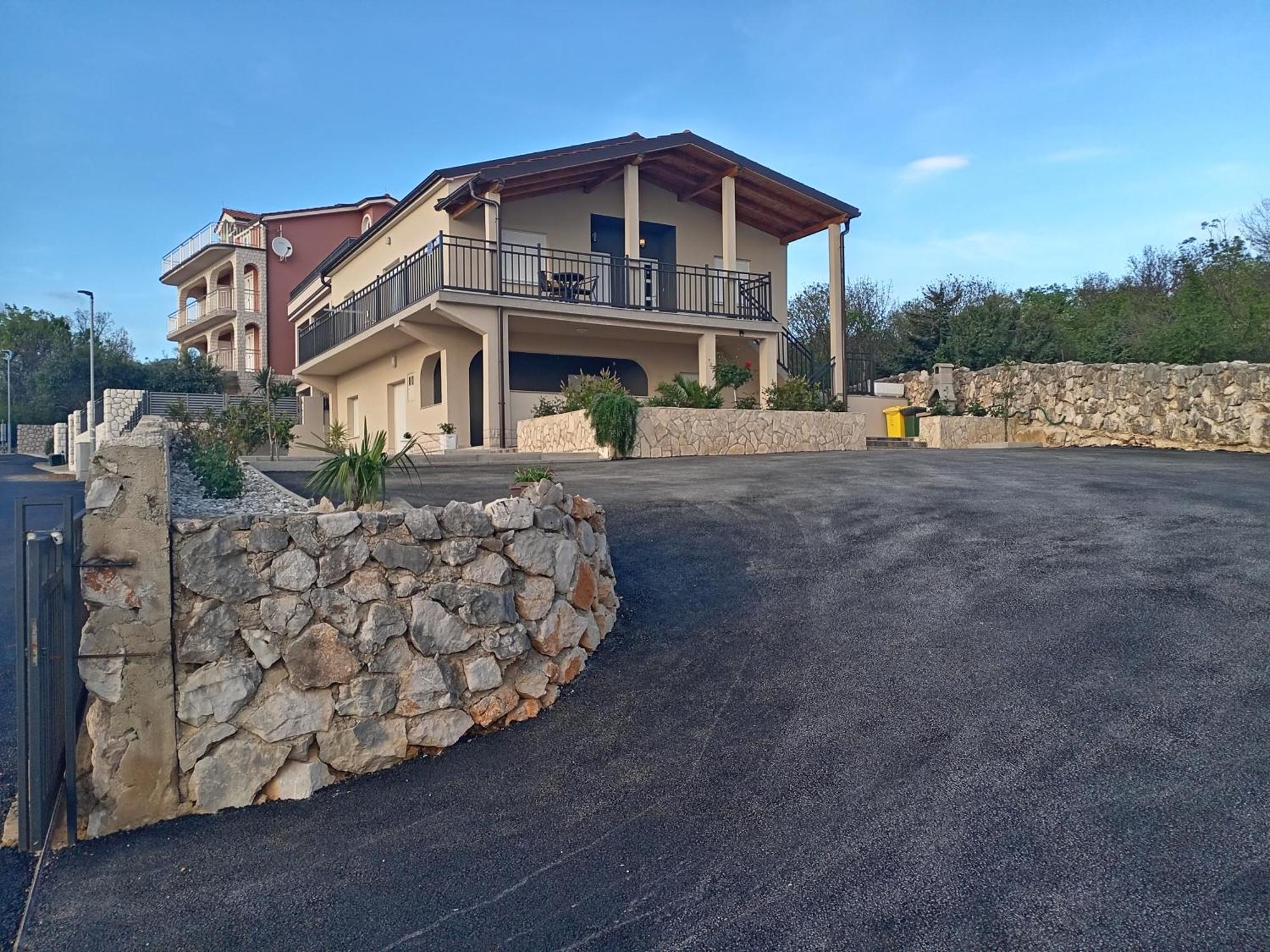Apartmani Suzana Crikvenica Exteriör bild