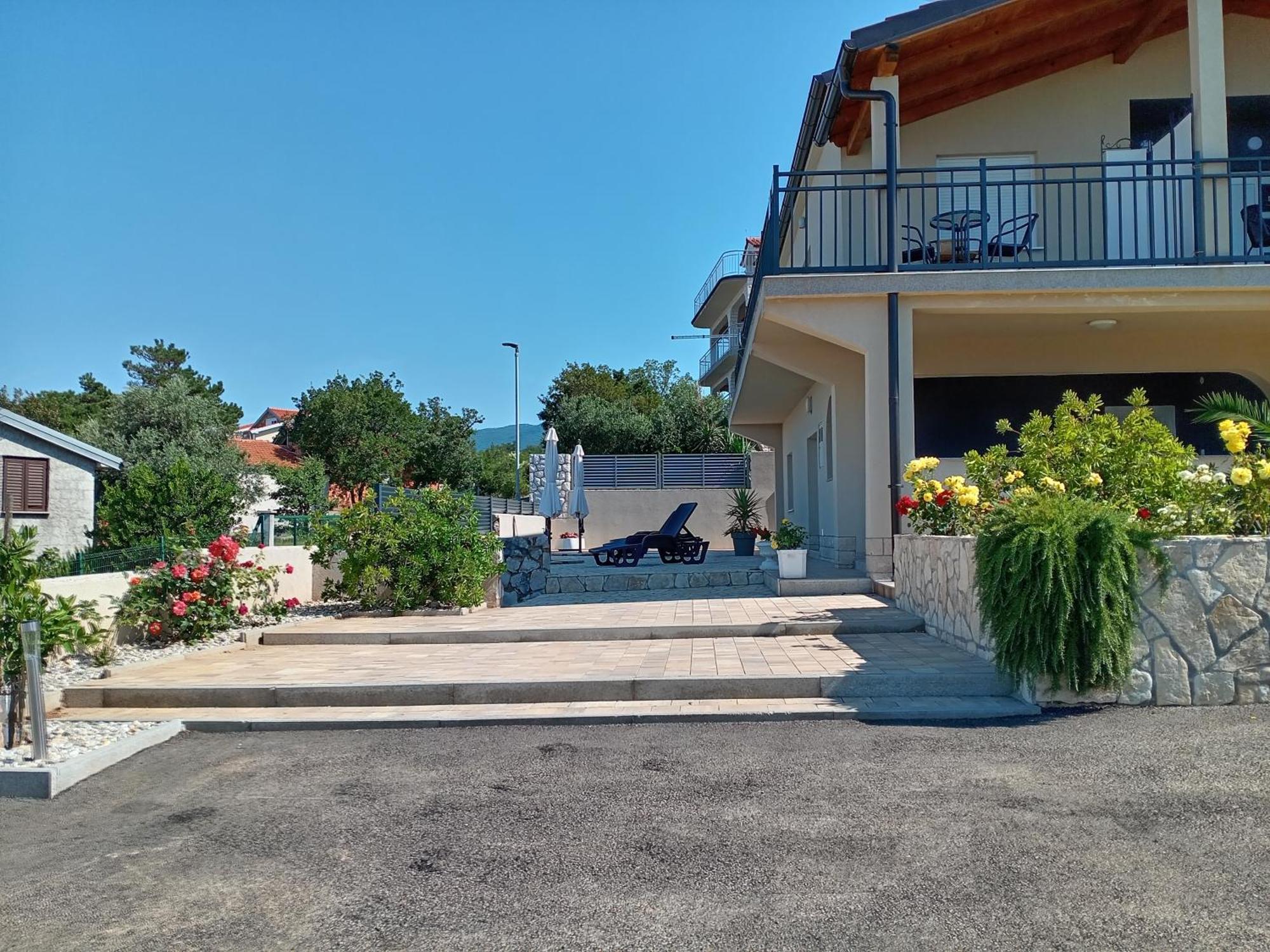 Apartmani Suzana Crikvenica Exteriör bild