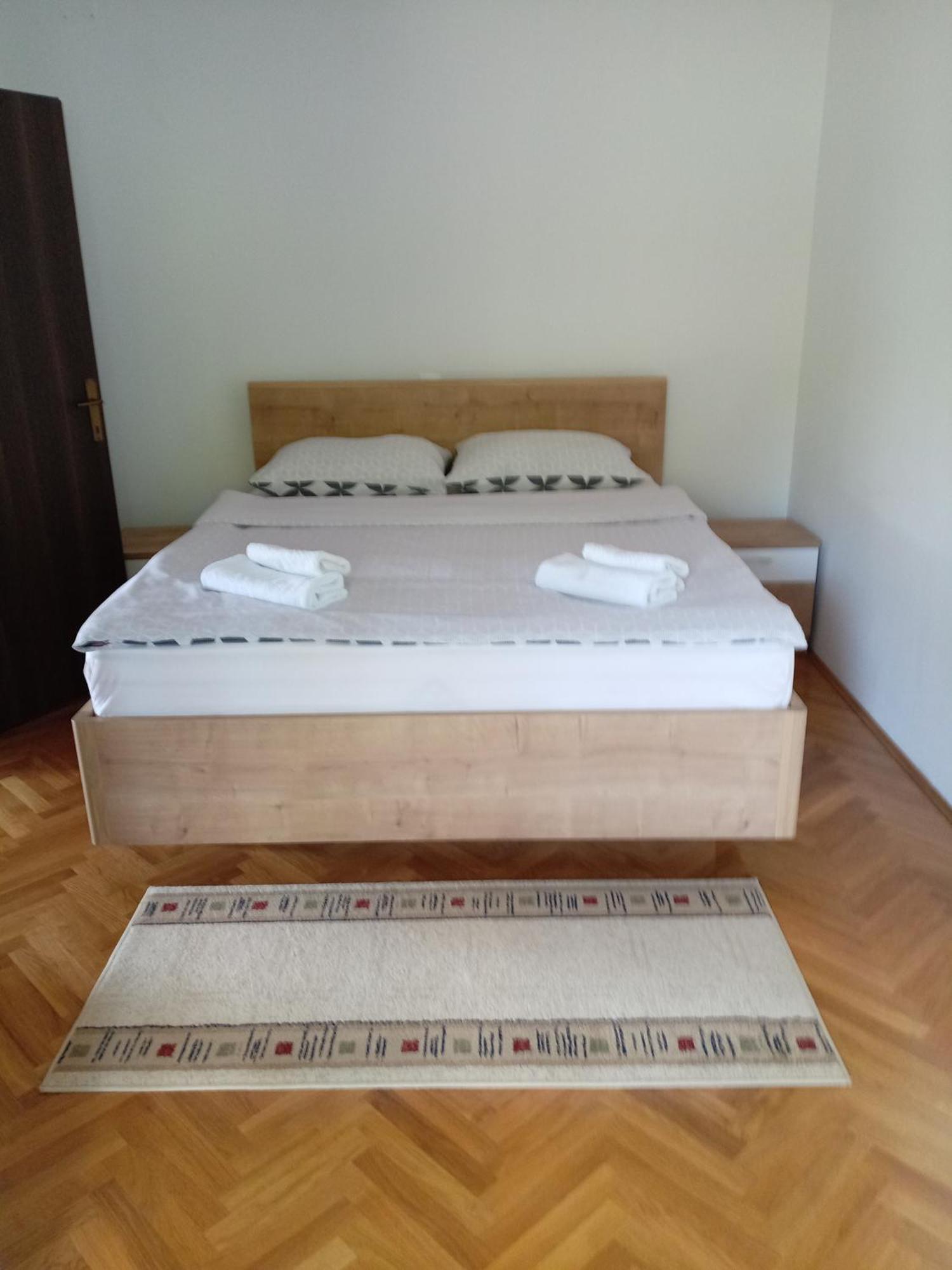 Apartmani Suzana Crikvenica Exteriör bild